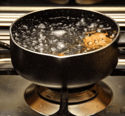 Water cleaning through Boiling